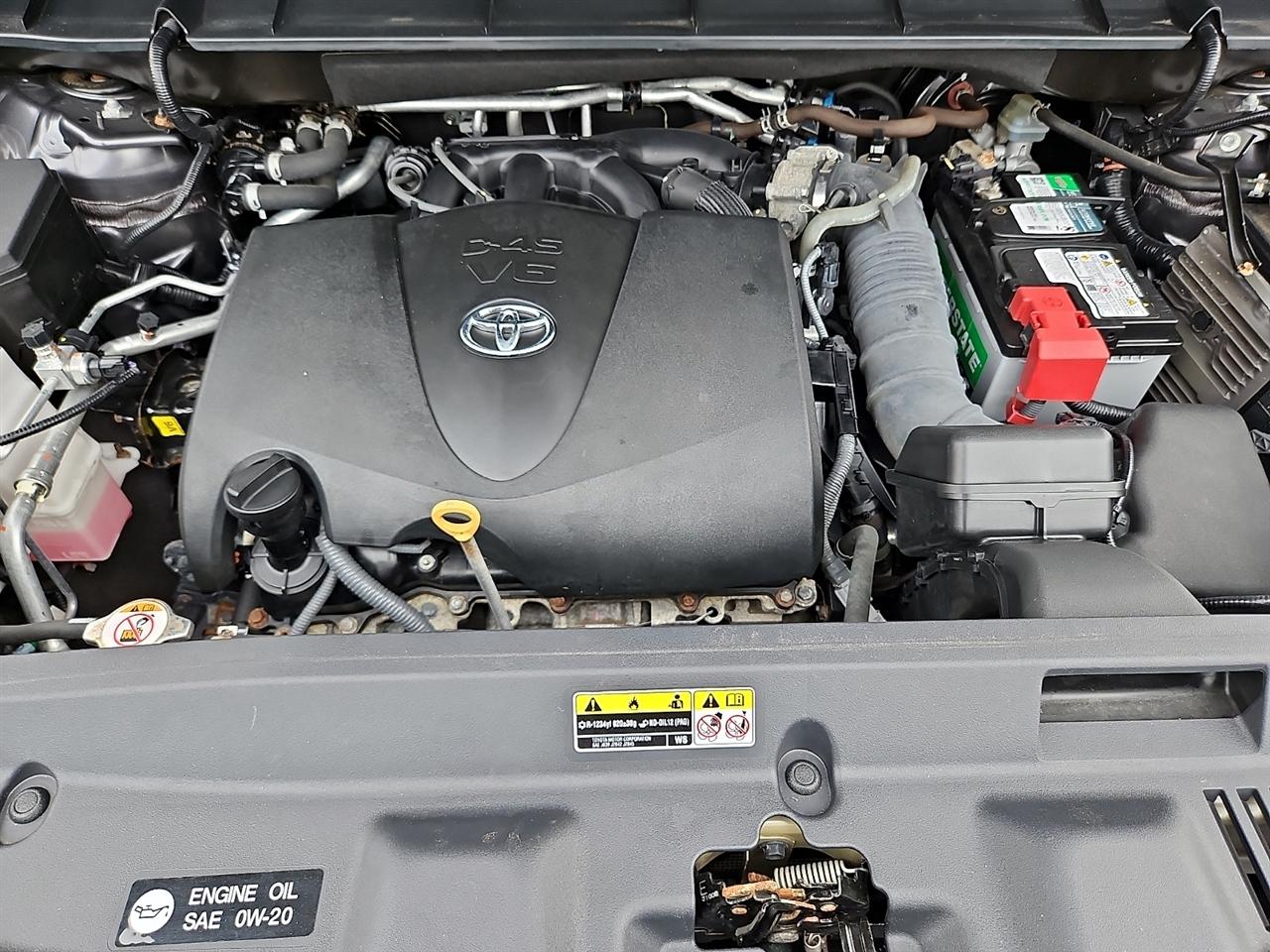 Toyota Highlander XLE AWD (Natl) 2021