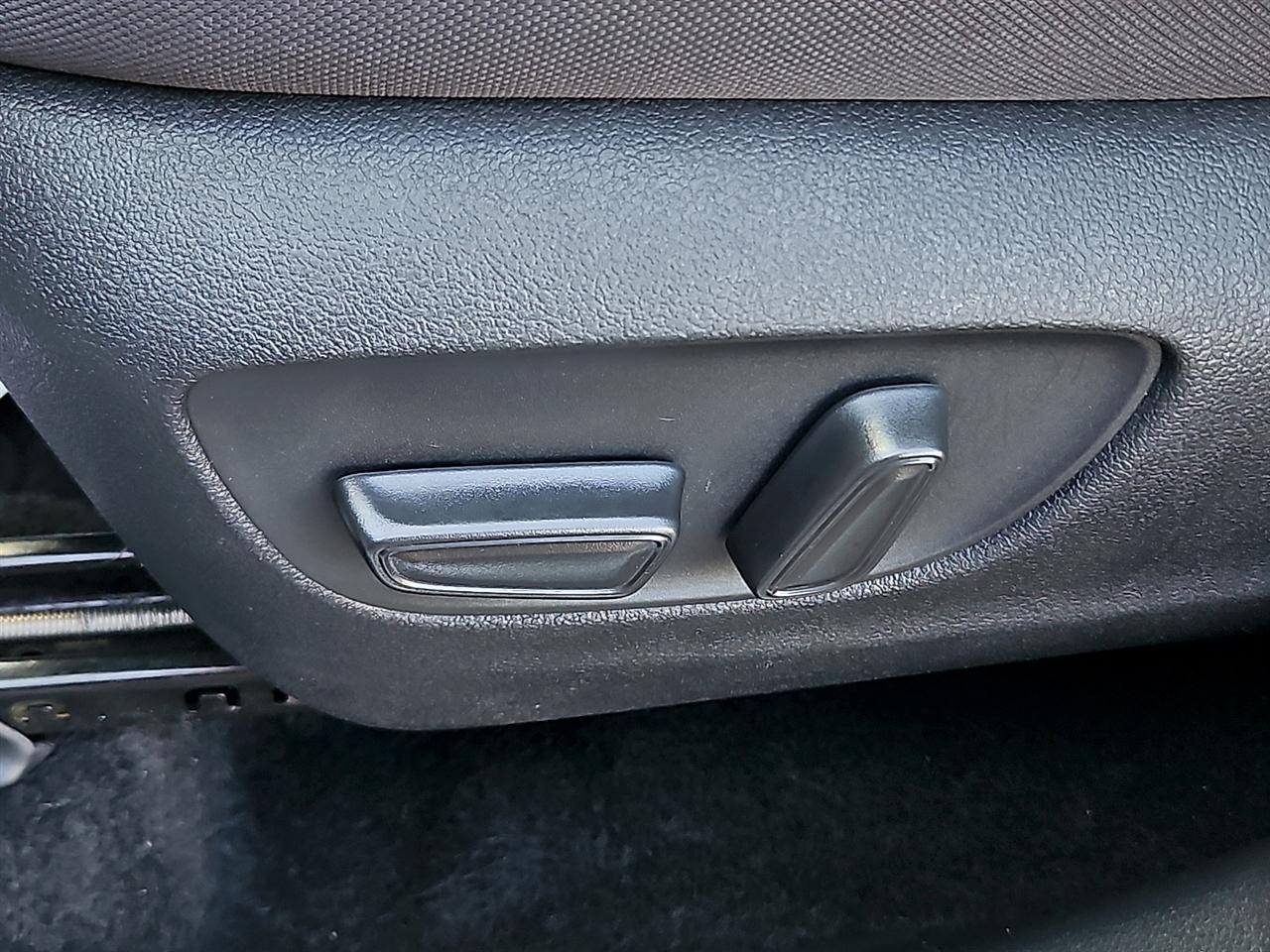 Toyota Highlander Platinum AWD (Natl) 2025