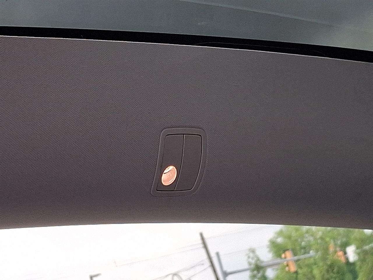 Tesla Model Y  2023