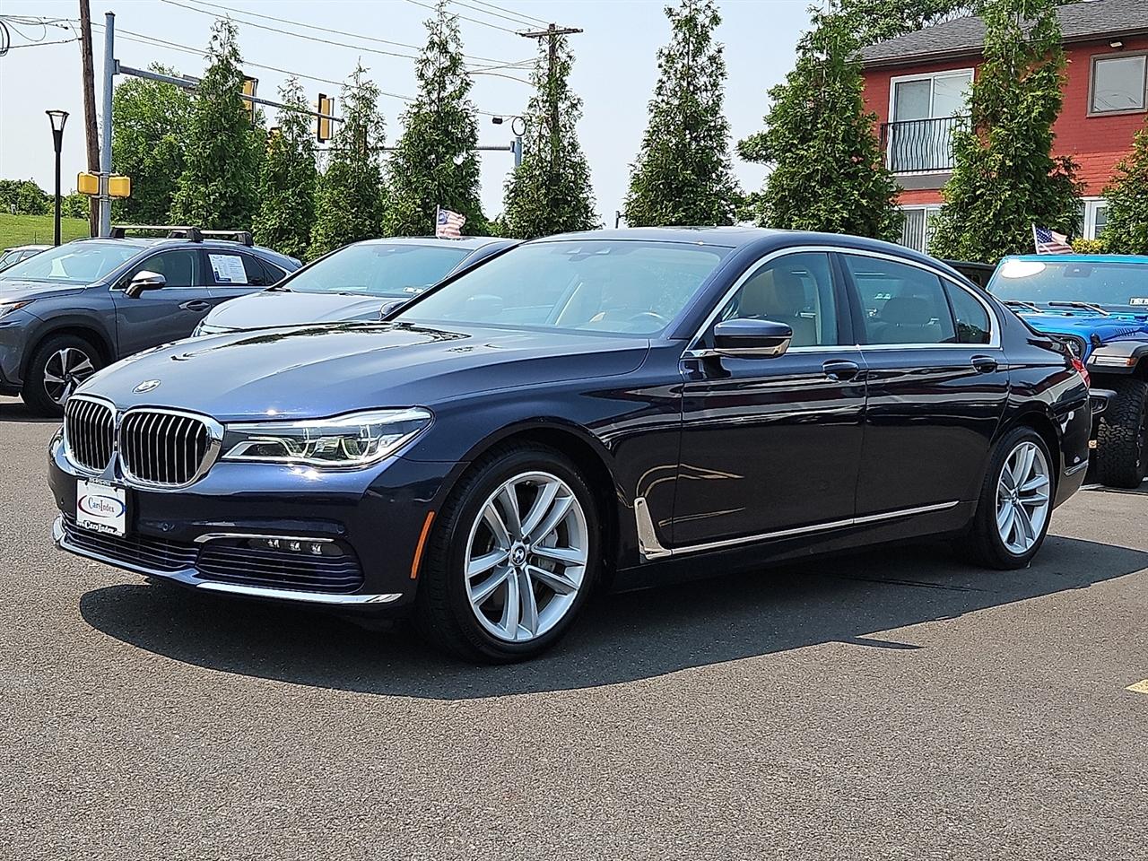 BMW 7 Series 750i xDrive Sedan 2017