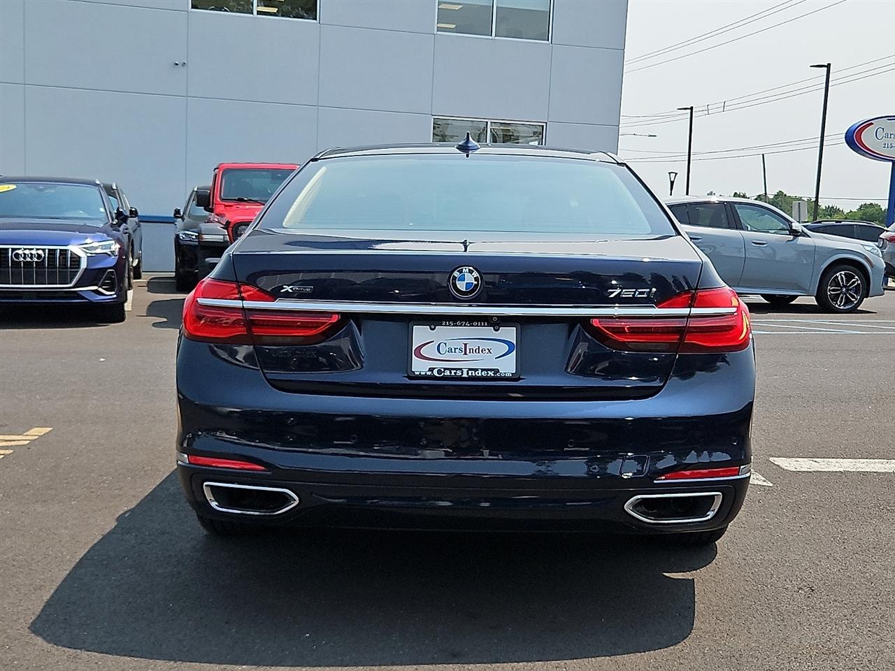 BMW 7 Series 750i xDrive Sedan 2017