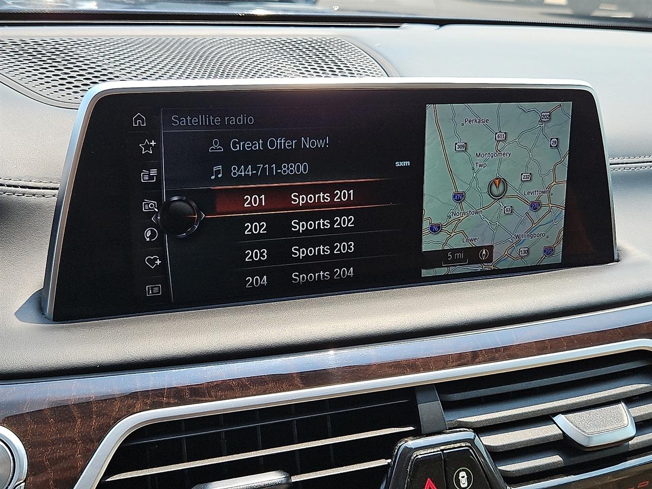 BMW 7 Series 750i xDrive Sedan 2017