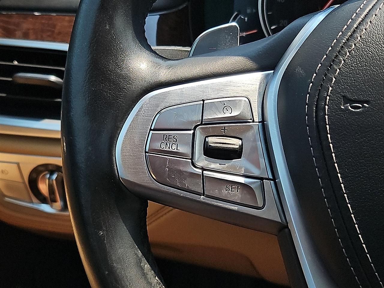 BMW 7 Series 750i xDrive Sedan 2017