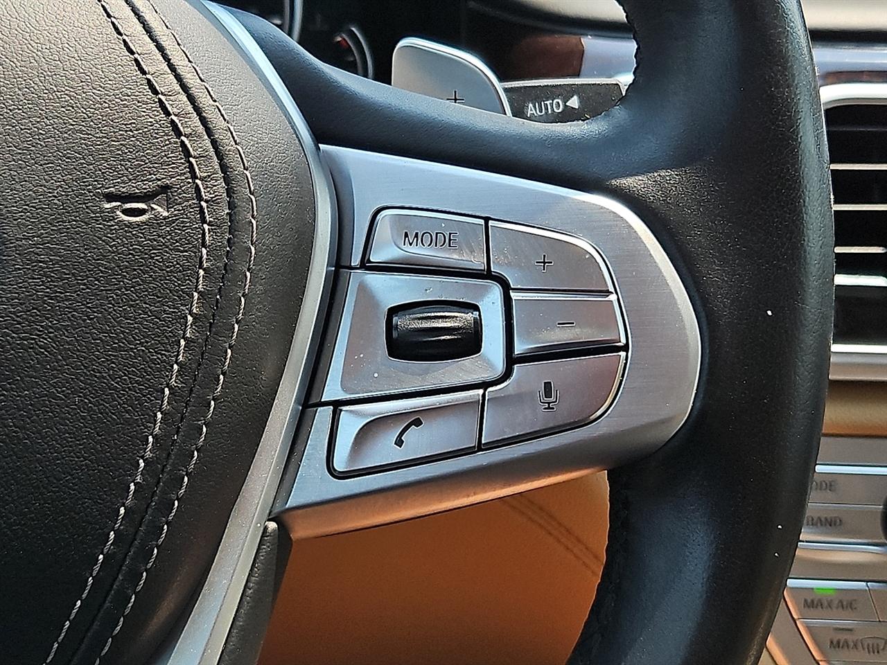 BMW 7 Series 750i xDrive Sedan 2017