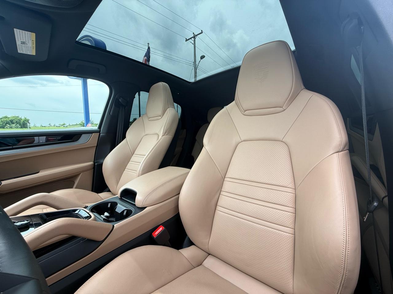 Porsche Cayenne Coupe AWD 2024
