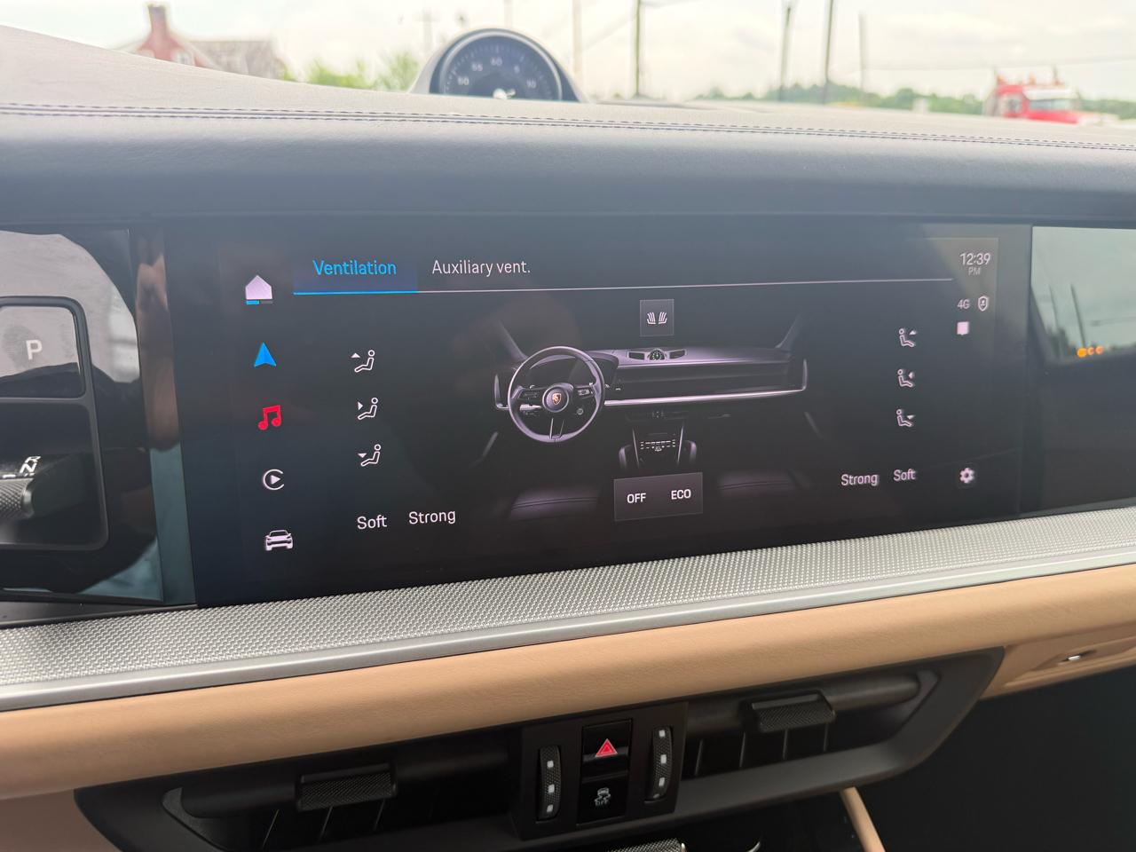 Porsche Cayenne Coupe AWD 2024