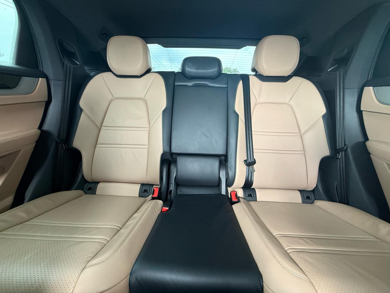 Porsche Cayenne Coupe AWD 2024
