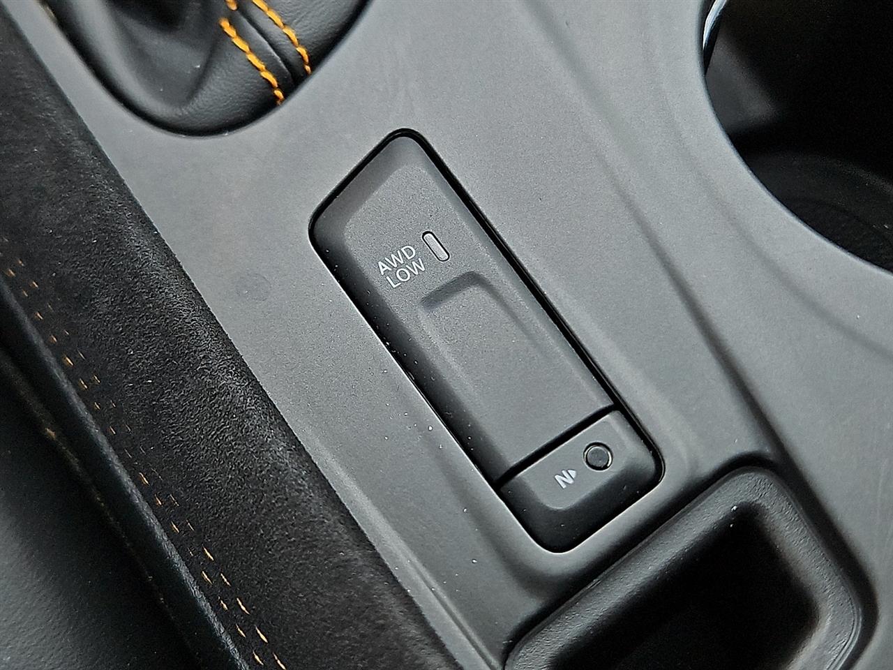 Dodge Durango Hemi Orange AWD 2023