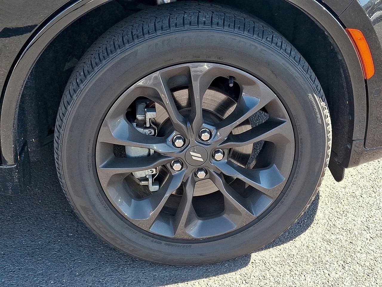 Dodge Durango Hemi Orange AWD 2023