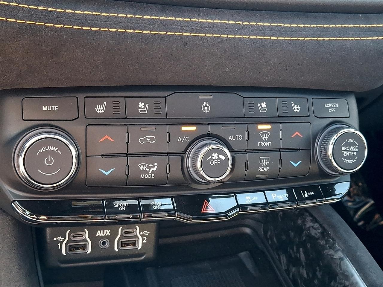 Dodge Durango Hemi Orange AWD 2023