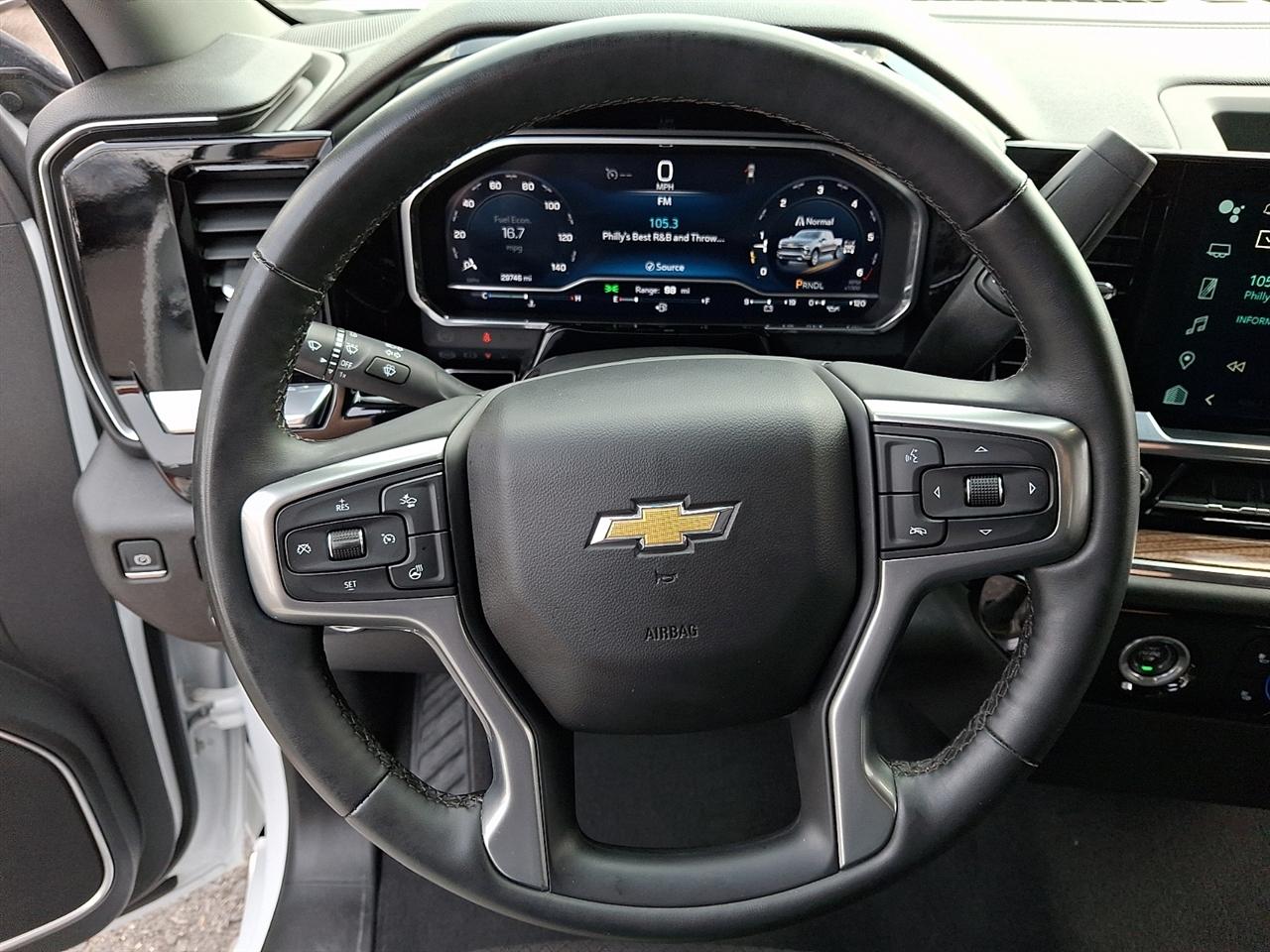 Chevrolet Silverado 1500 4WD Crew Cab 147" LT w/2FL 2024