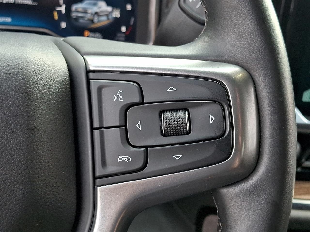 Chevrolet Silverado 1500 4WD Crew Cab 147" LT w/2FL 2024