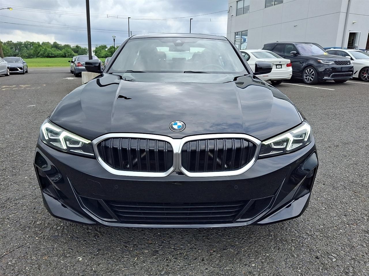BMW 3 Series 330i xDrive Sedan 2023