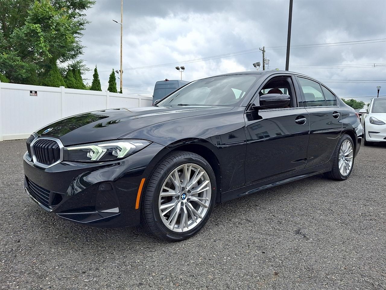BMW 3 Series 330i xDrive Sedan 2023