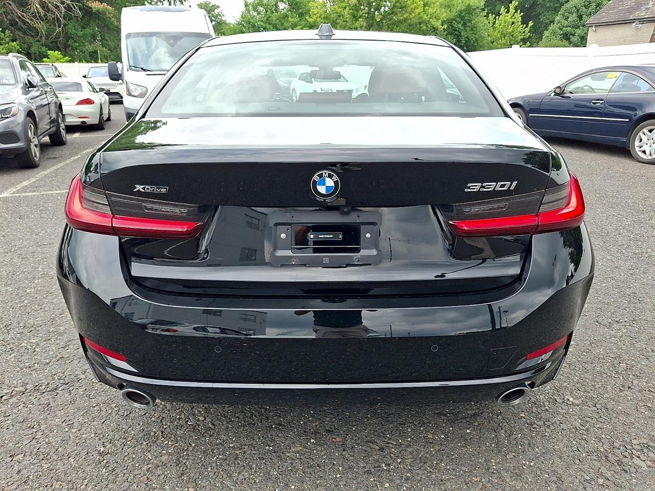 BMW 3 Series 330i xDrive Sedan 2023