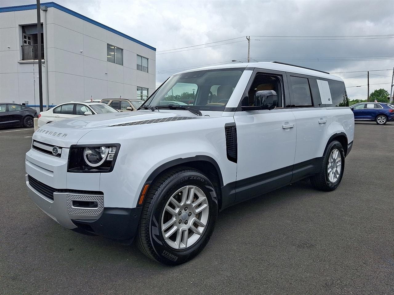 Land Rover Defender 130 S AWD 2023