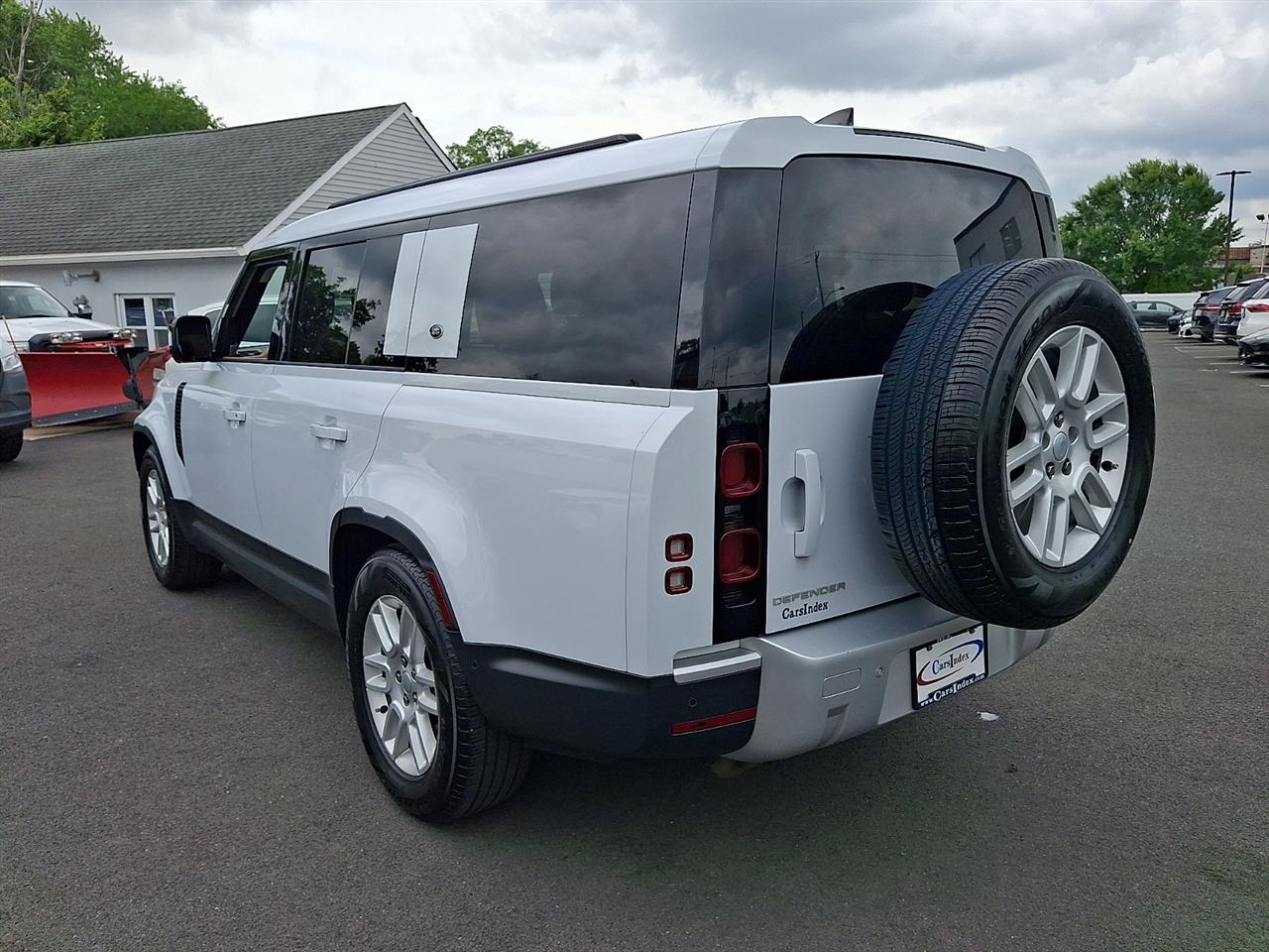 Land Rover Defender 130 S AWD 2023