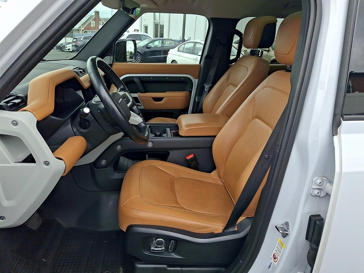 Land Rover Defender 130 S AWD 2023