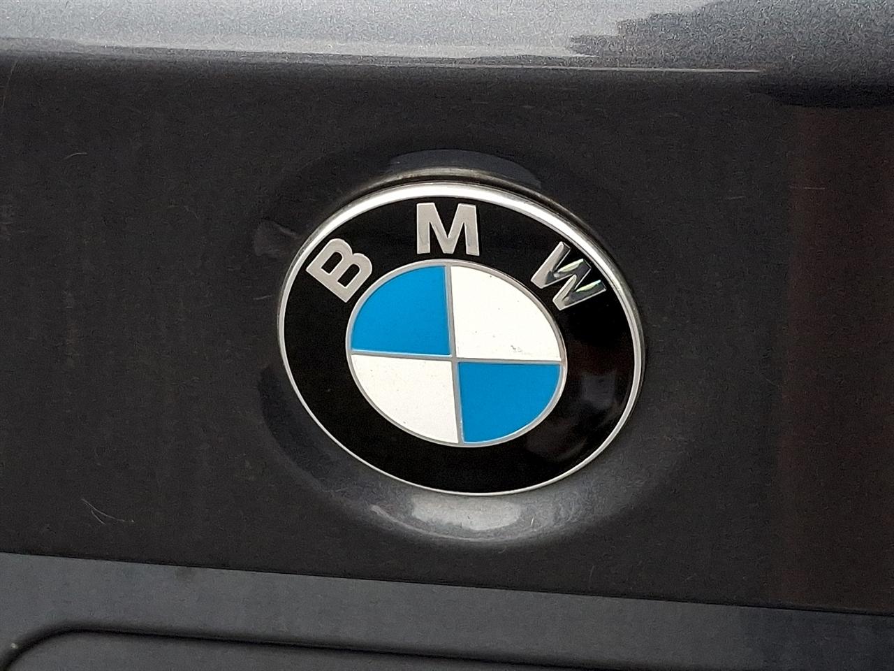 BMW 3 Series 4dr Sdn 320i xDrive AWD 2015