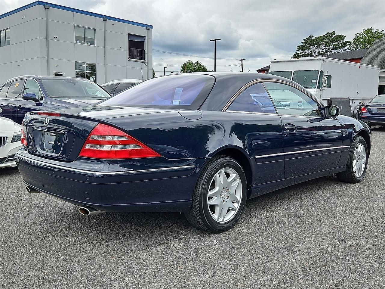 Mercedes-Benz CL-Class 2dr Cpe 5.0L 2002