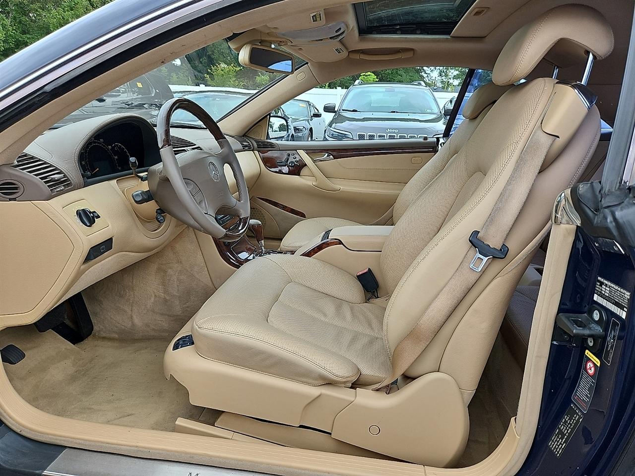 Mercedes-Benz CL-Class 2dr Cpe 5.0L 2002