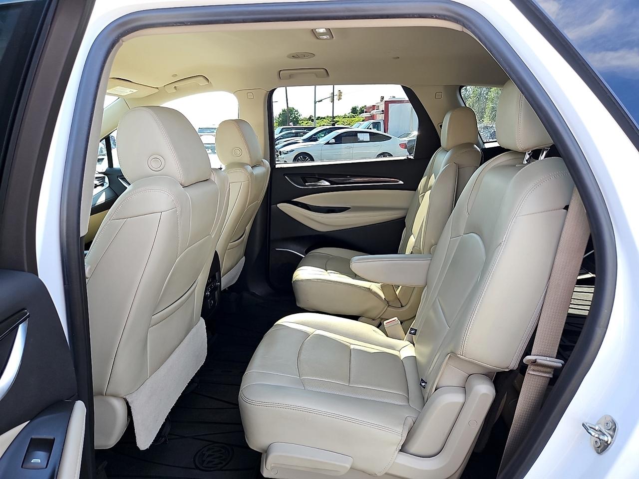 Buick Enclave FWD 4dr Essence 2019
