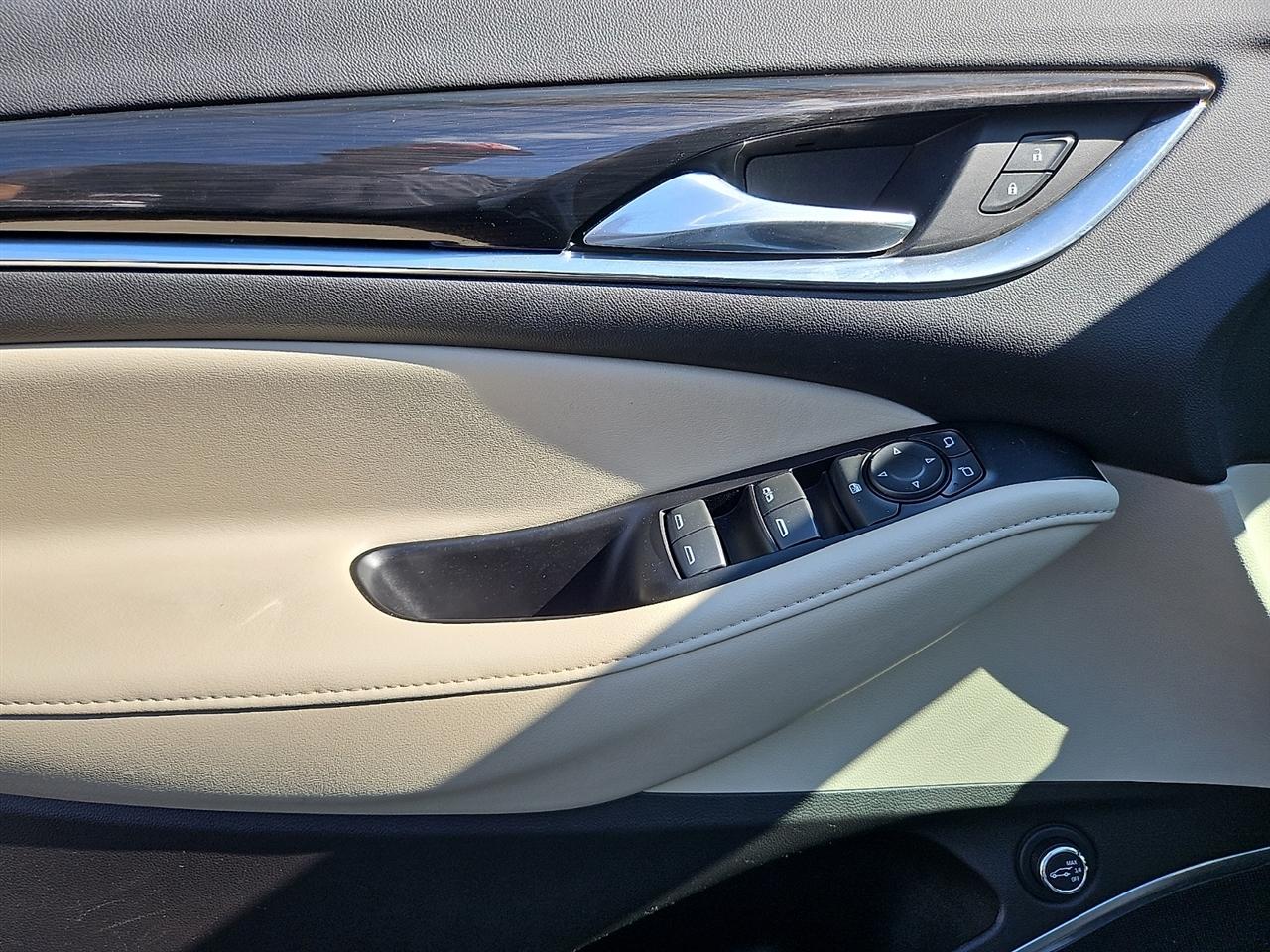 Buick Enclave FWD 4dr Essence 2019