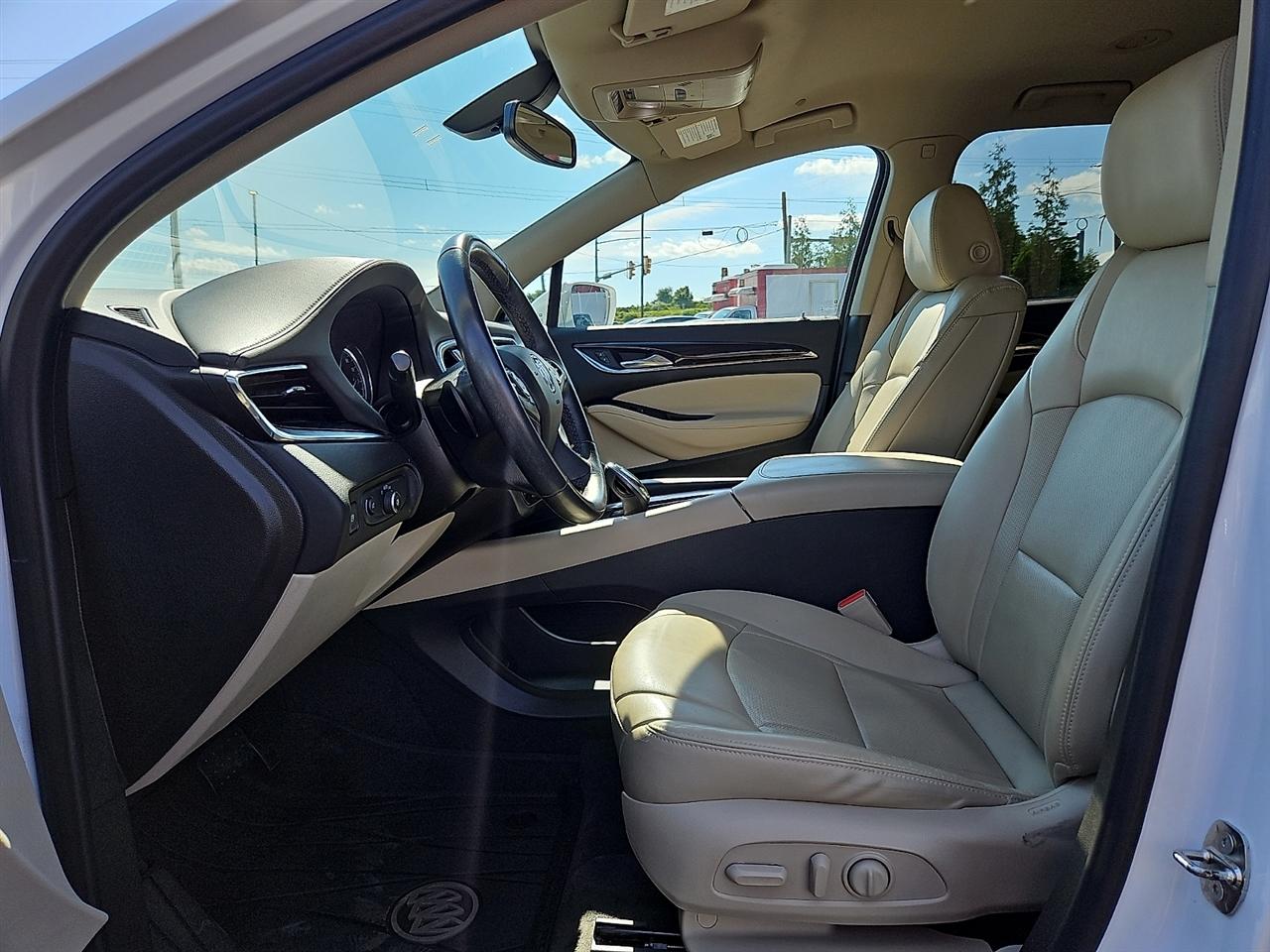Buick Enclave FWD 4dr Essence 2019