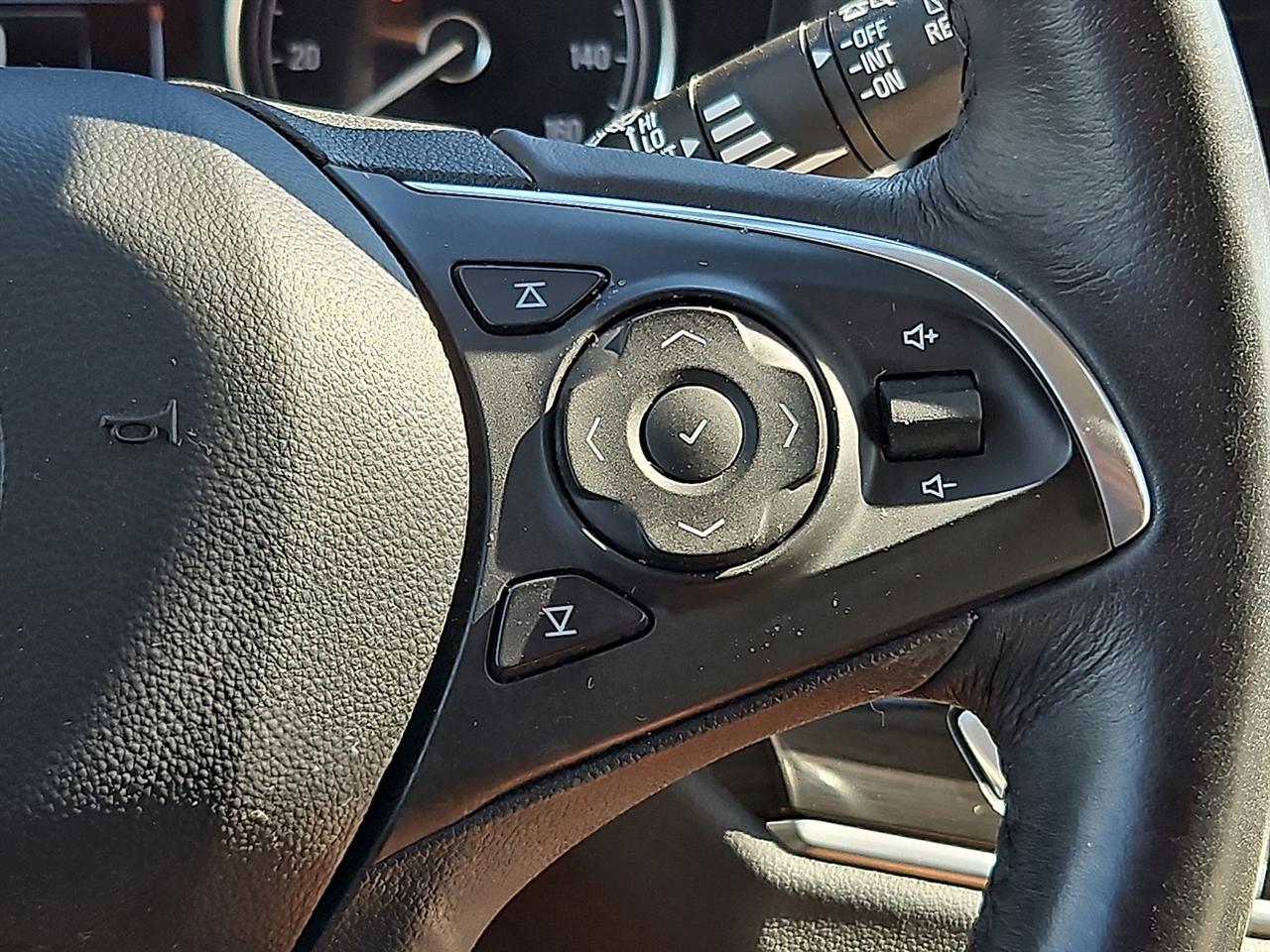 Buick Enclave FWD 4dr Essence 2019