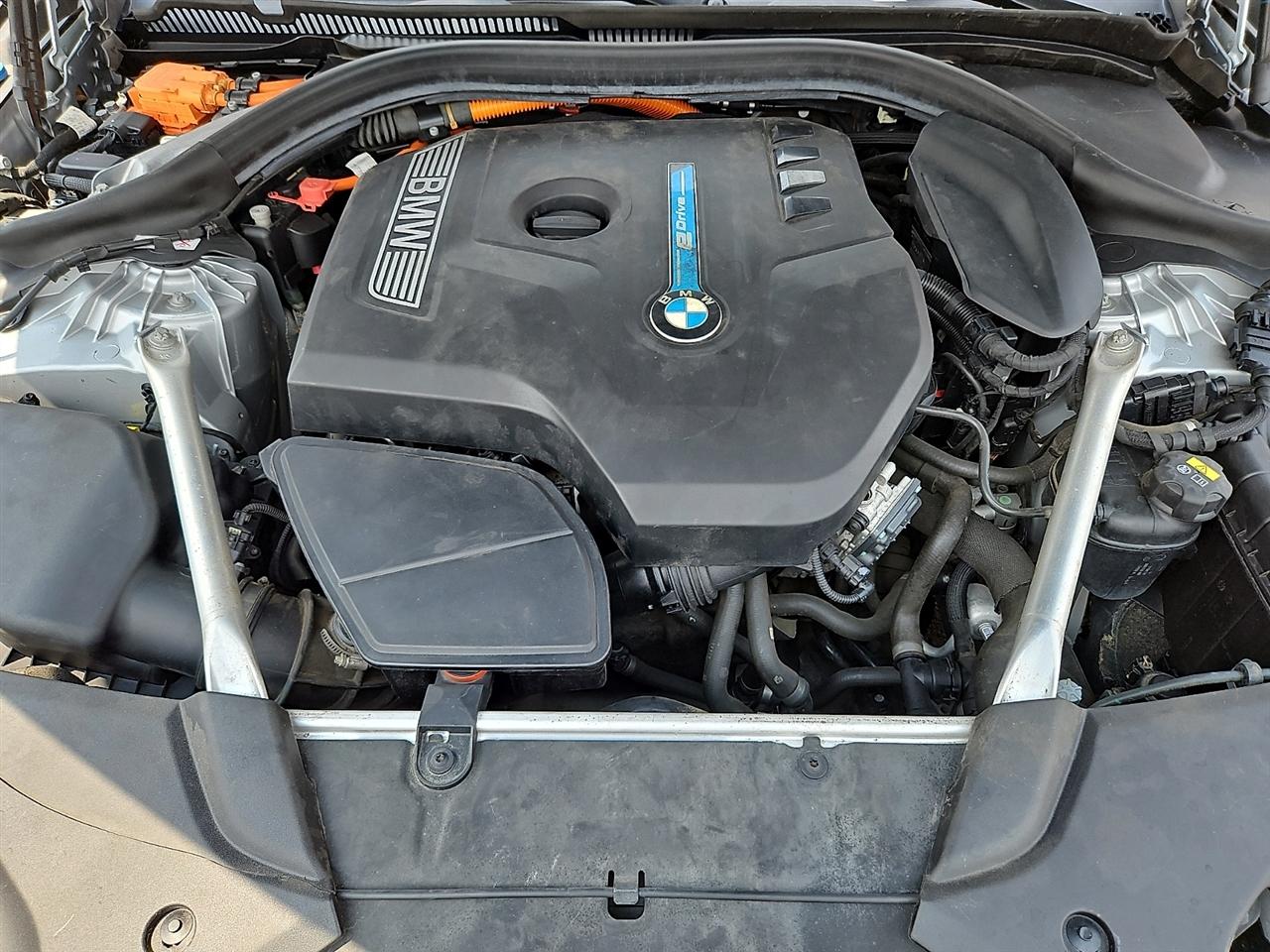 BMW 5 Series 530e iPerformance Plug-In Hybrid 2019