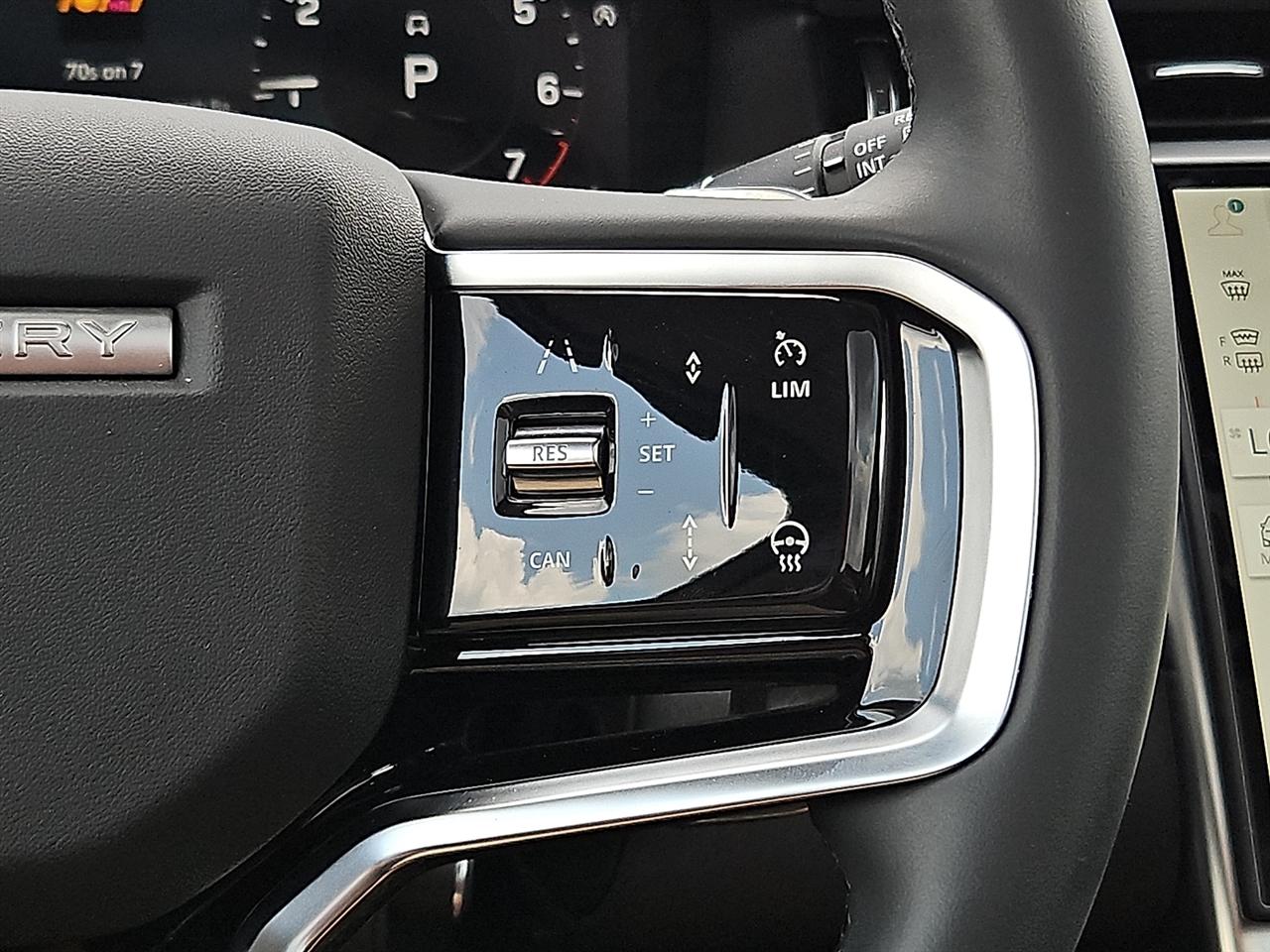 Land Rover Discovery Sport S 4WD 2025