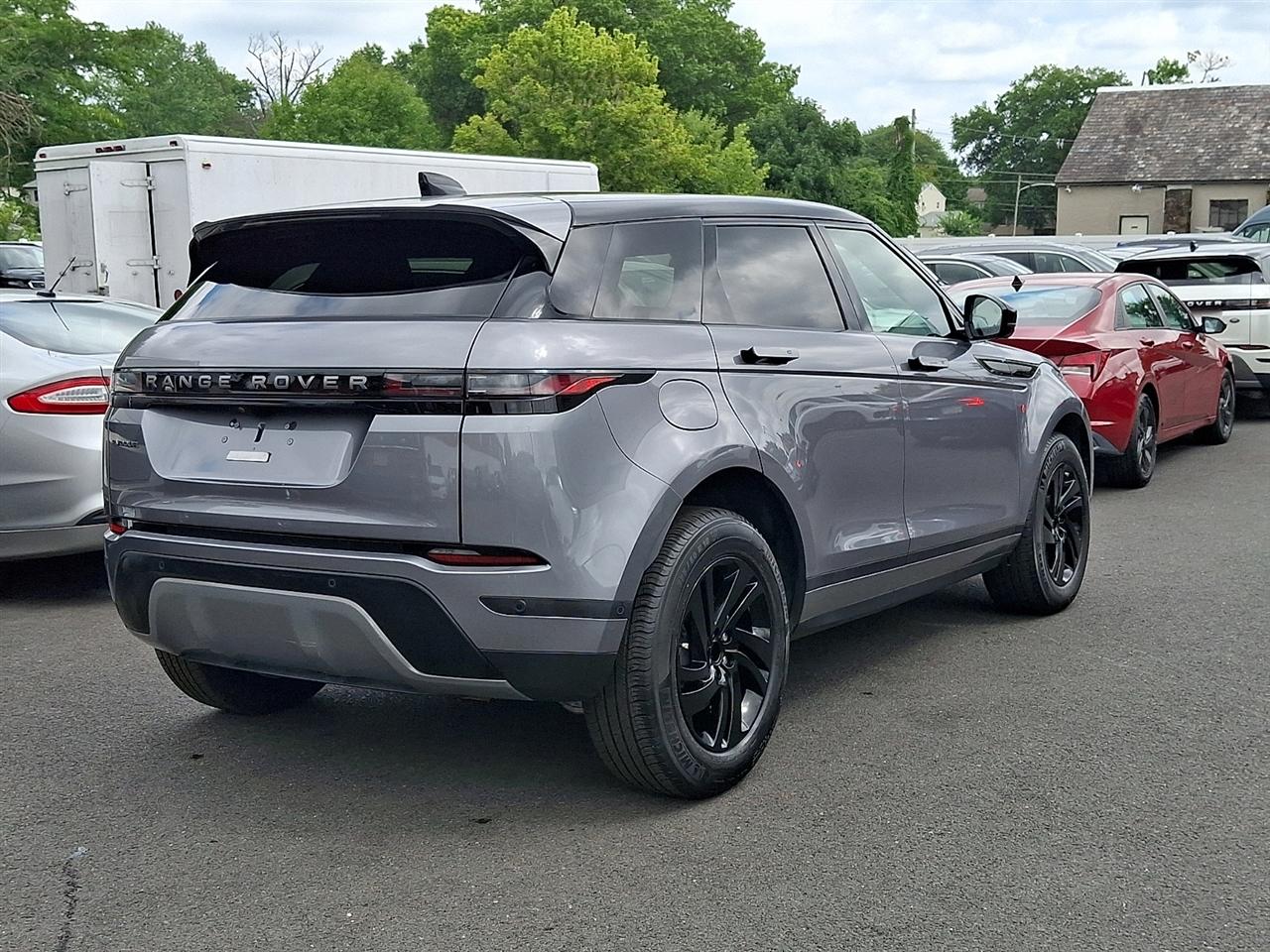 Land Rover Range Rover Evoque Core S AWD 2025