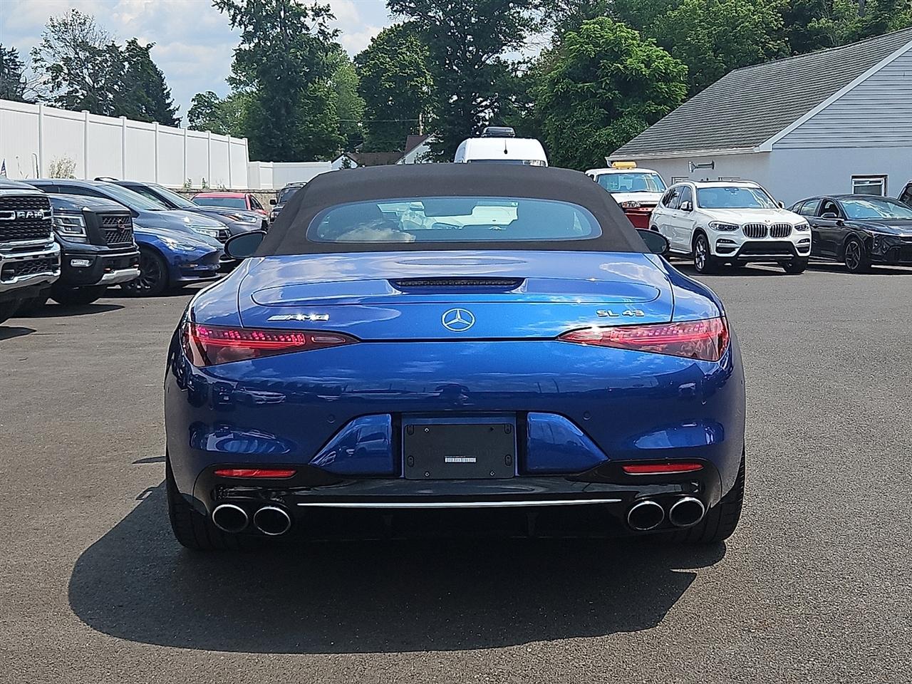 Mercedes-Benz SL AMG SL 43 Roadster 2023