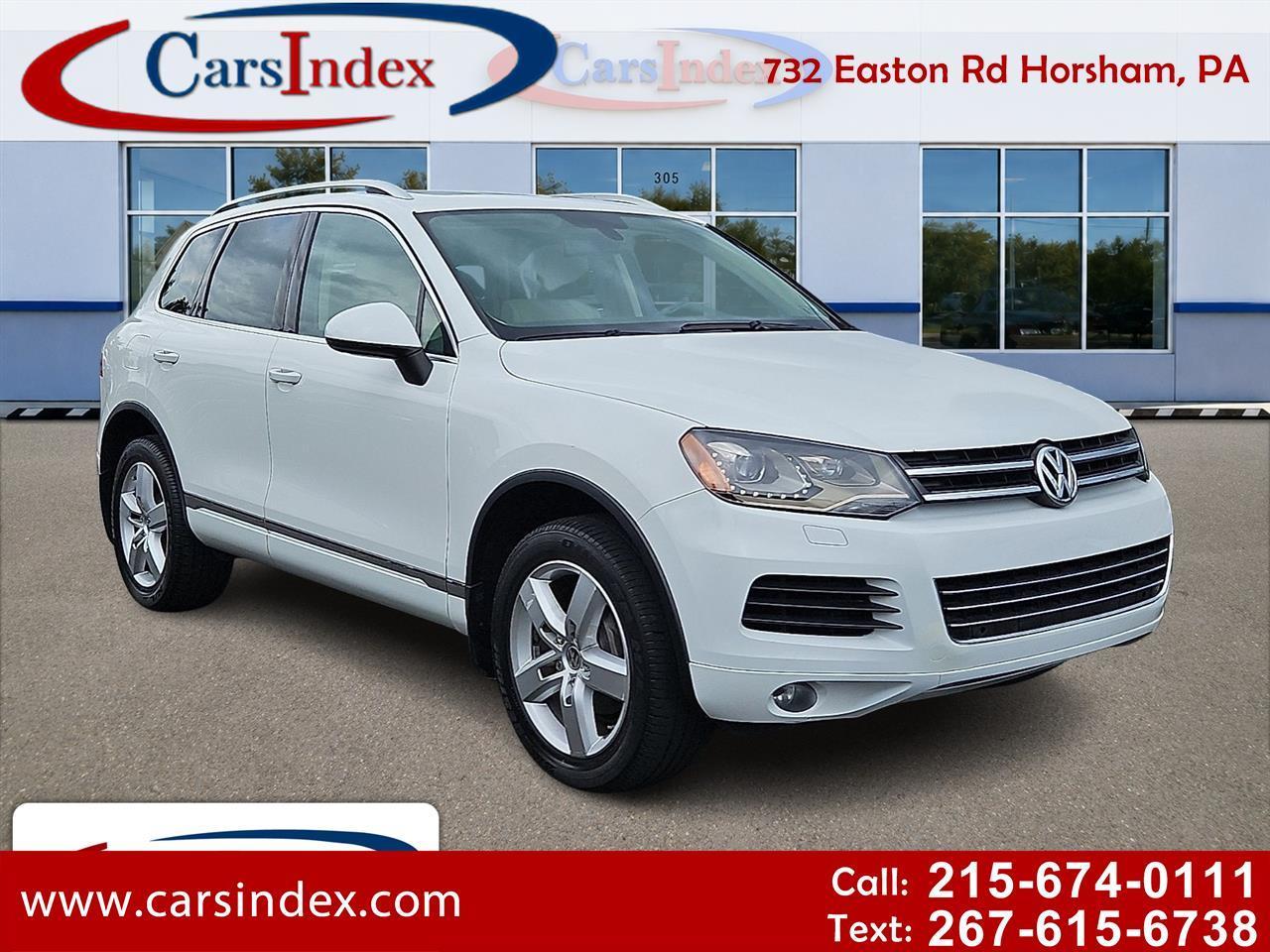 Volkswagen Touareg 4dr 3.6L Sport w/Nav 2014