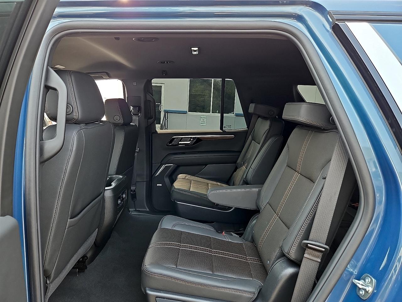 Chevrolet Tahoe 2WD 4dr High Country 2025
