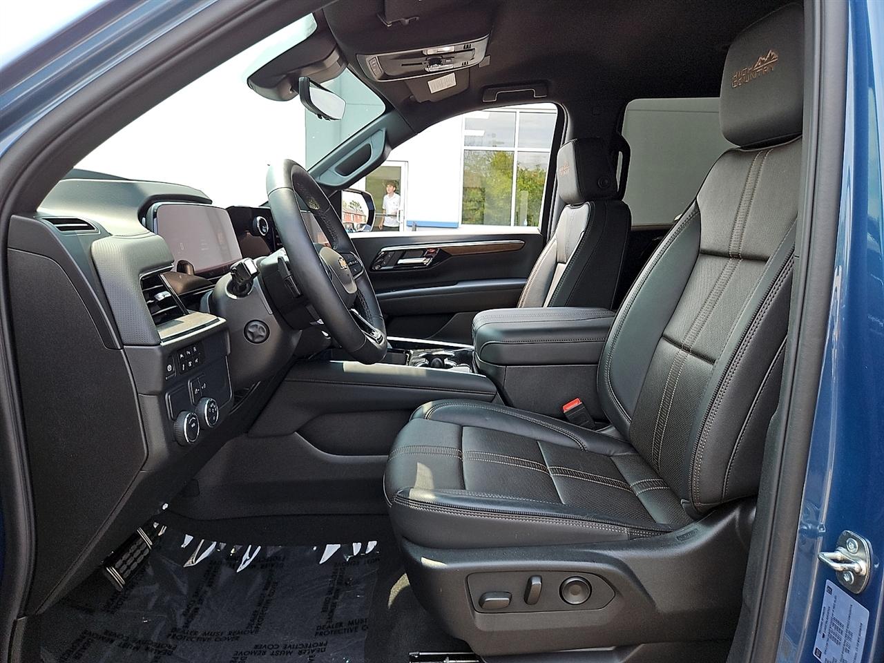 Chevrolet Tahoe 2WD 4dr High Country 2025