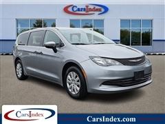 2020 Chrysler Voyager 