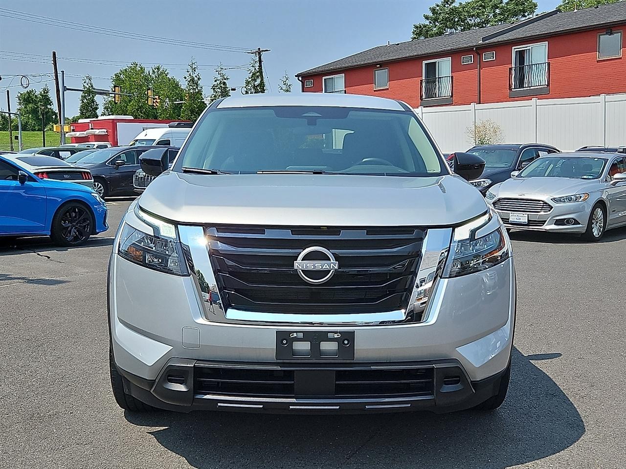 Nissan Pathfinder S 4WD 2025