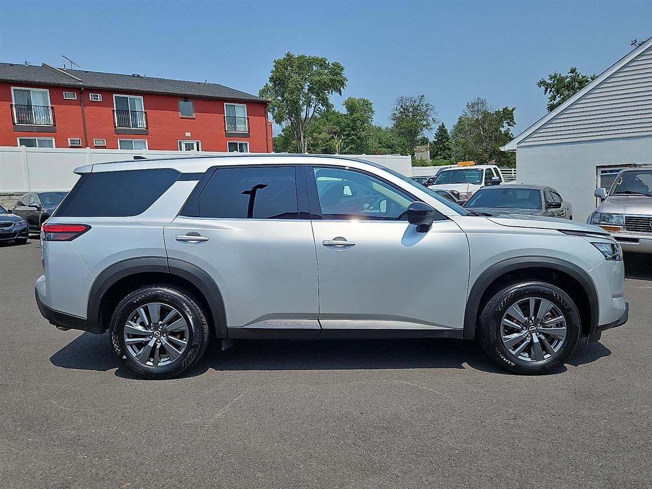 Nissan Pathfinder S 4WD 2025