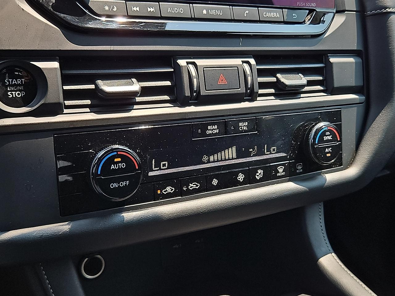 Nissan Pathfinder S 4WD 2025