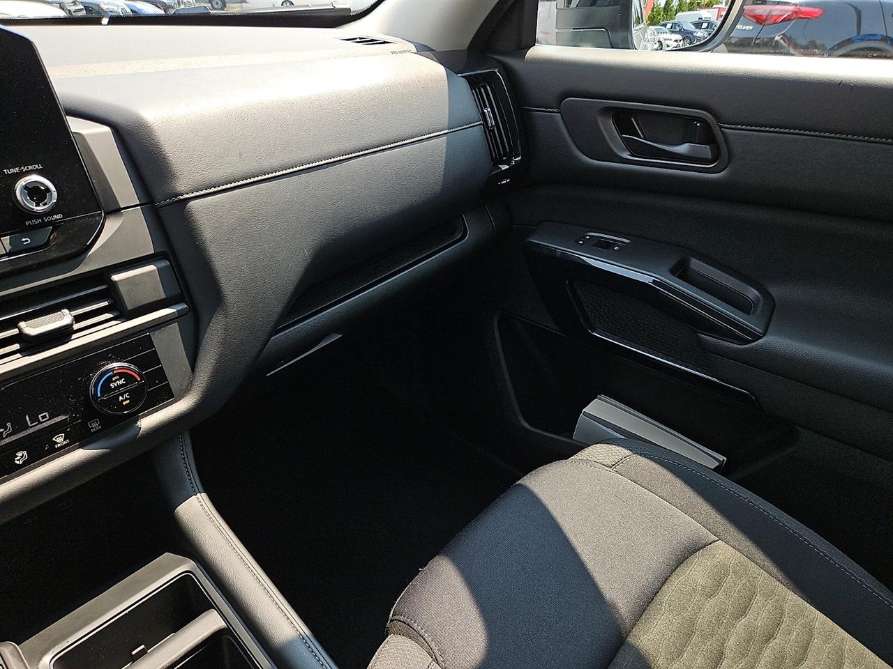 Nissan Pathfinder S 4WD 2025