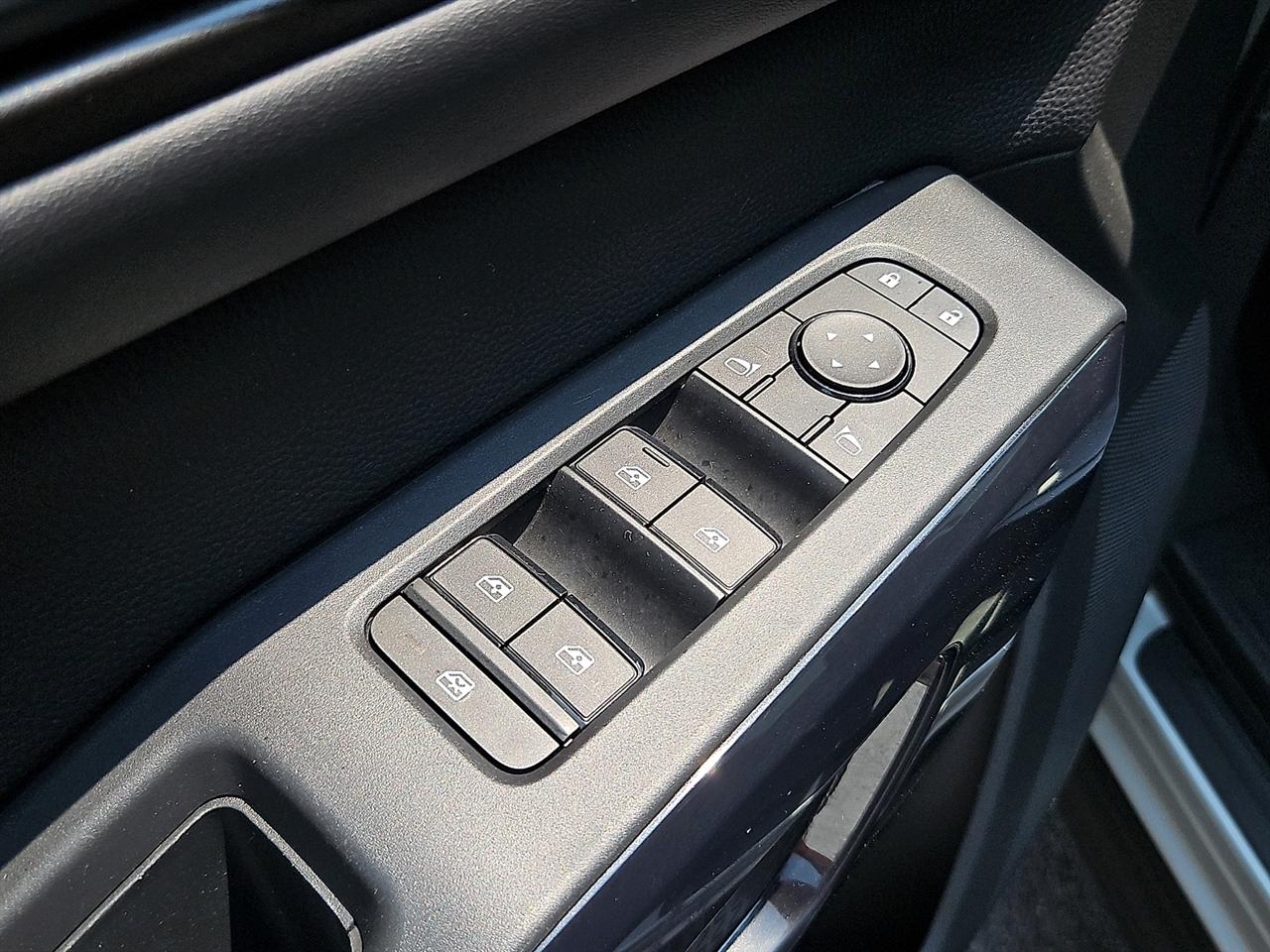 Nissan Pathfinder S 4WD 2025