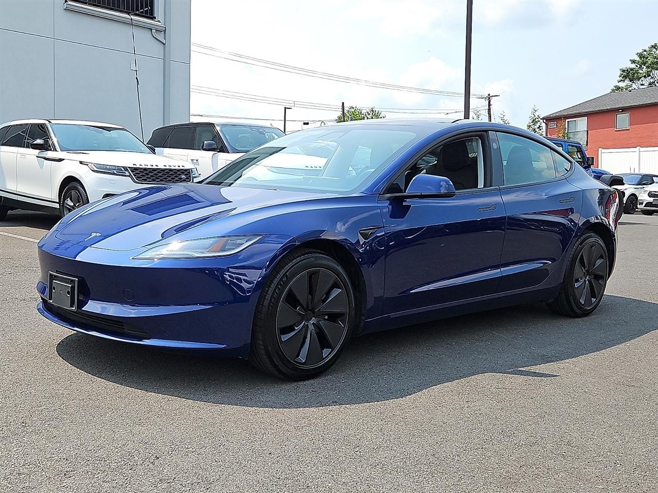 Tesla Model 3  2025