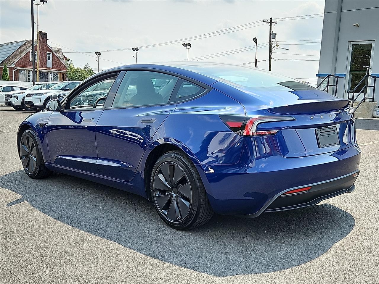 Tesla Model 3  2025