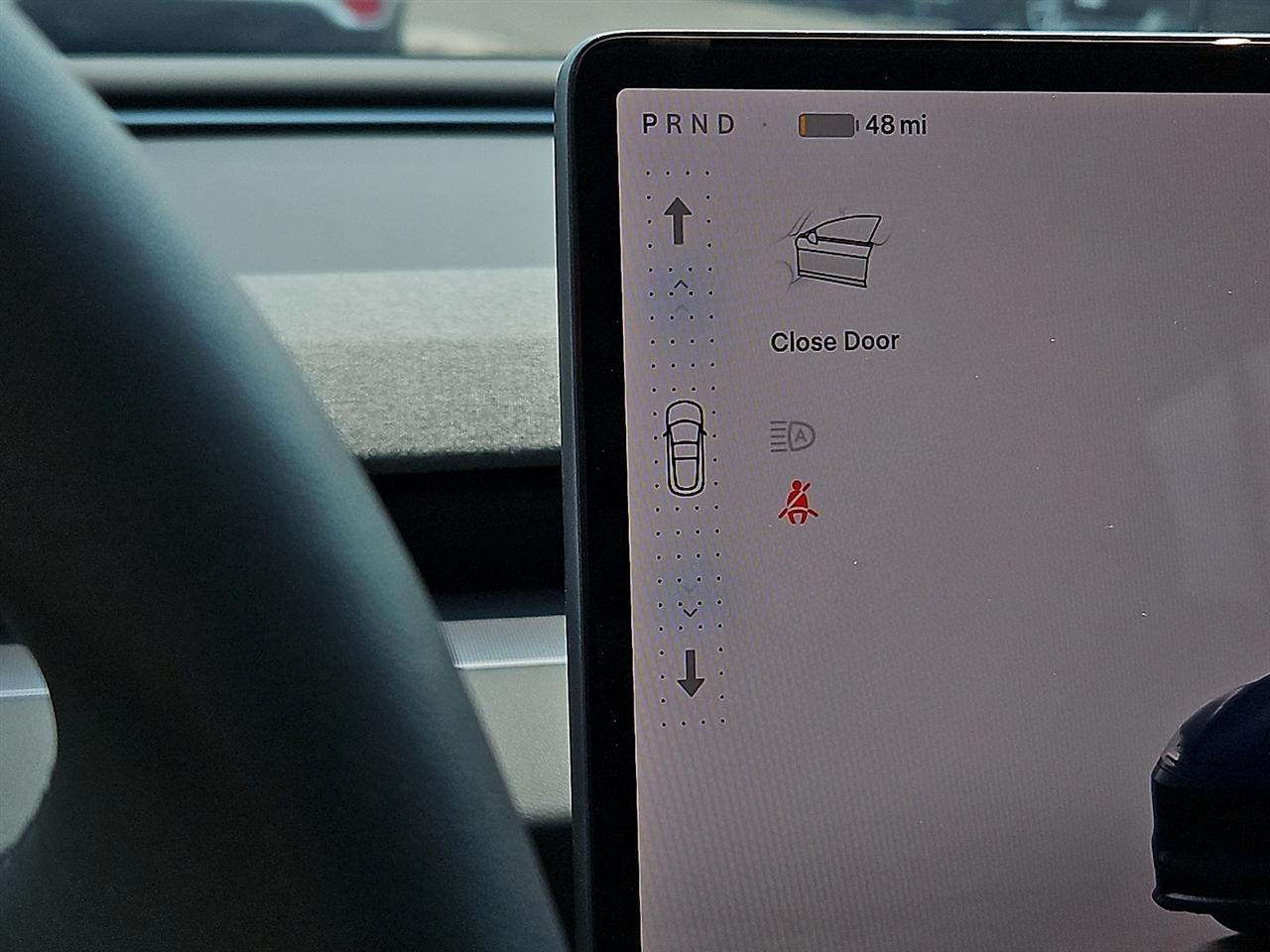 Tesla Model 3  2025
