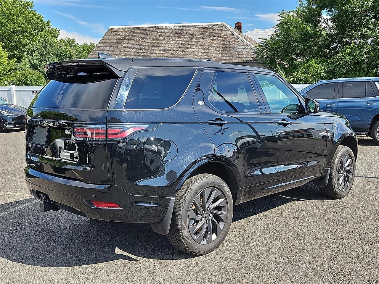 Land Rover Discovery P300 S R-Dynamic 2023