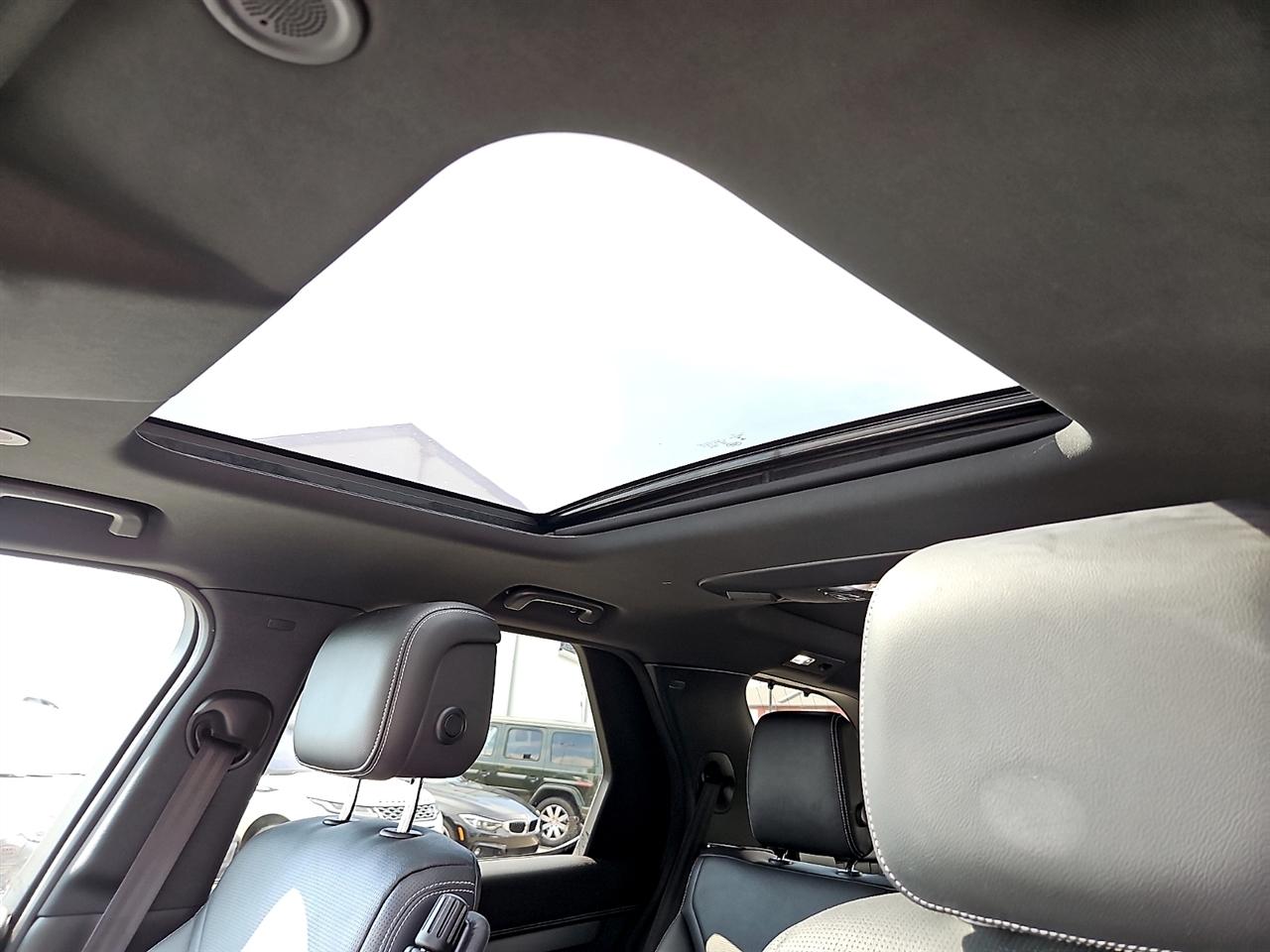 Land Rover Discovery P300 S R-Dynamic 2023