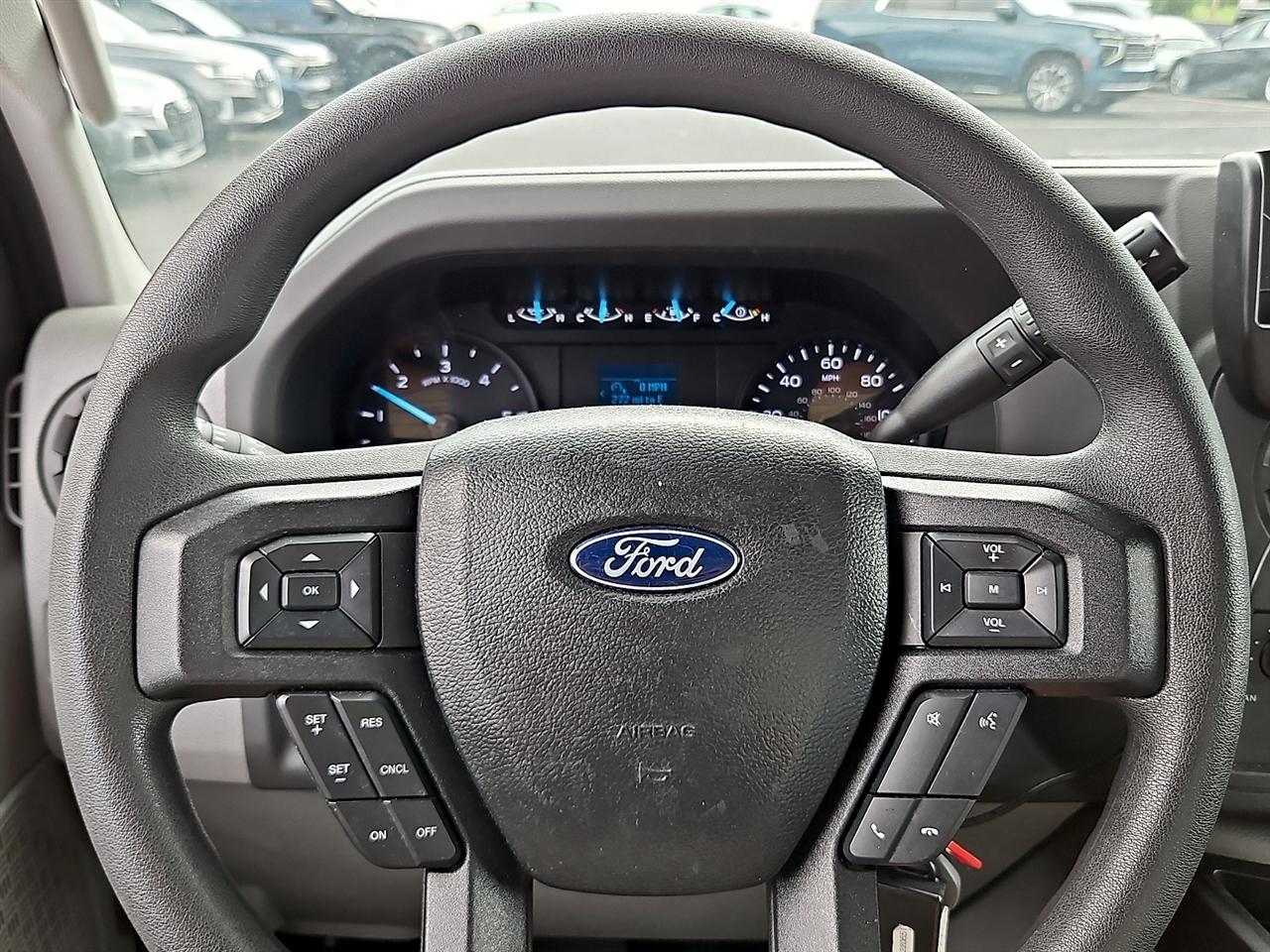 Ford E-Series Cutaway E-350 SRW 138" WB 2023