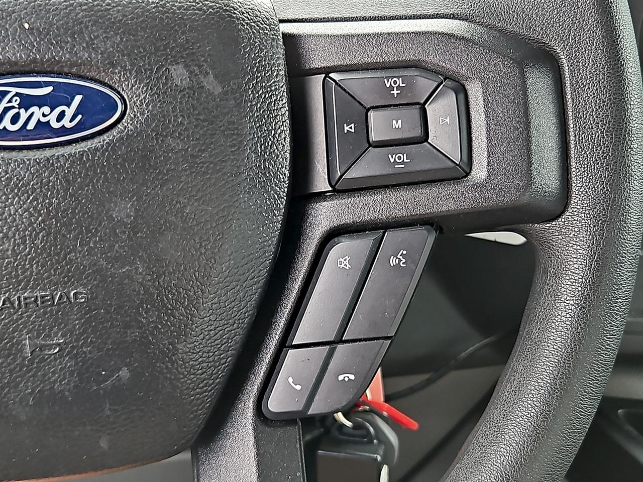 Ford E-Series Cutaway E-350 SRW 138" WB 2023