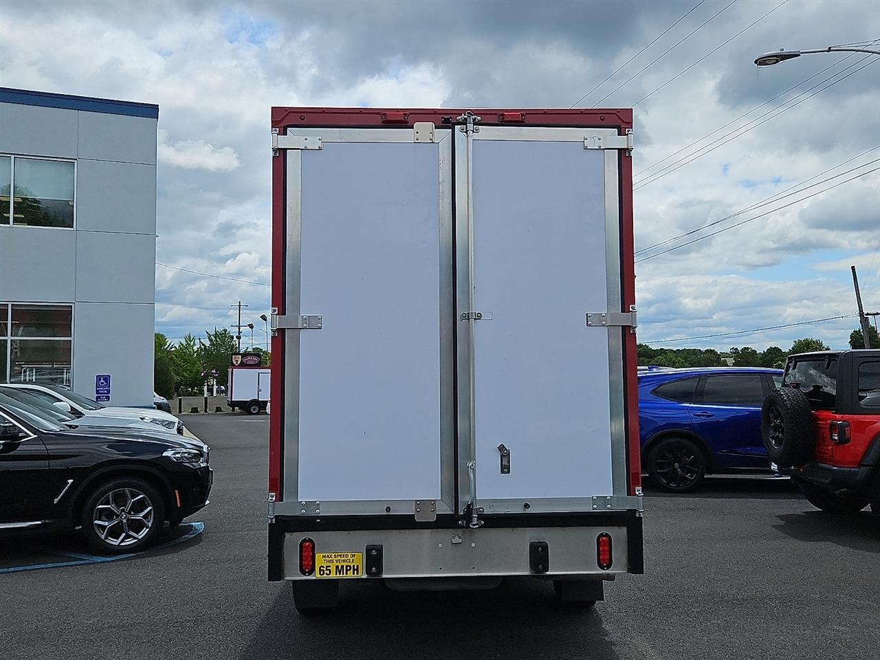 Ford E-Series Cutaway E-350 SRW 138" WB 2023